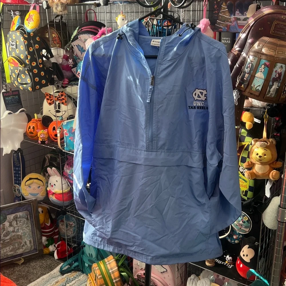 Like New Champions Men’s XL Champions North Carolina light Blue Windbreaker - Picture 5 of 5